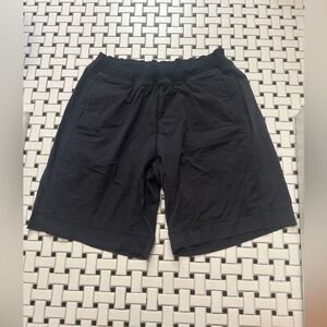 lululemon athletica Men's Black Athletic Shorts